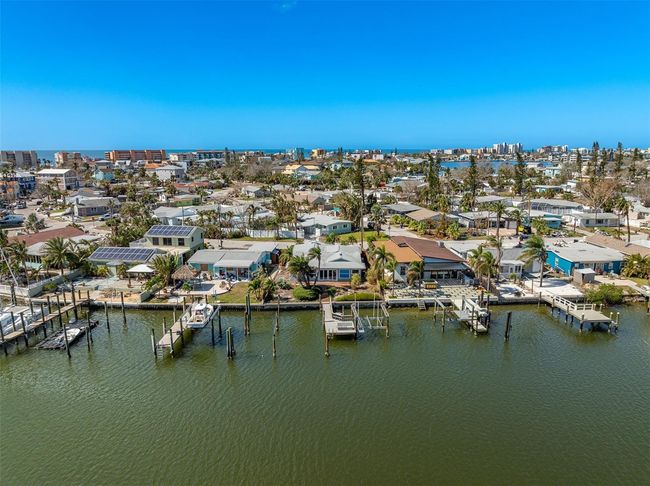 513 S Bayshore Dr, House other with 2 bedrooms, 2 bathrooms and null parking in MADEIRA BEACH FL | Image 32