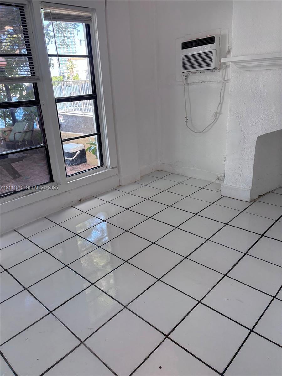 Residential Lease in Miami Beach 5