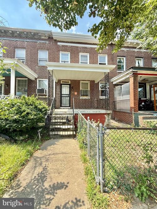 2332 Aiken St, BALTIMORE, MD, 21218-5517 | Card Image