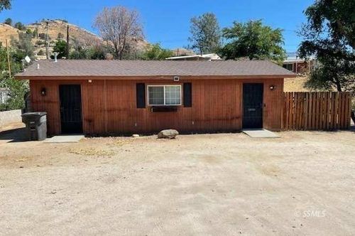 60 Woodland Dr, Wofford Heights, CA, 93285-9610 | Card Image