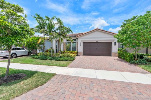 7885 Ironwood Way, Parkland, FL, 33067-0933 | Card Image