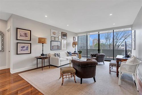 apt-11d-2575 Peachtree Rd Ne, Atlanta, GA, 30305-3659 | Card Image