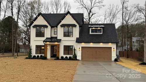 310 Picketts Cir, Indian Trail, NC, 28079-5205 | Card Image