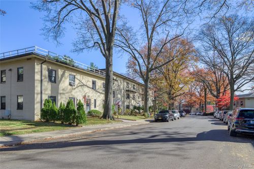 apt-2r-19 Manchester Rd, Eastchester, NY, 10709-1329 | Card Image