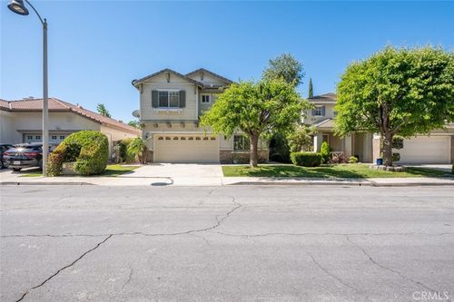 4892 Borders St, Simi Valley, CA, 93063 | Card Image