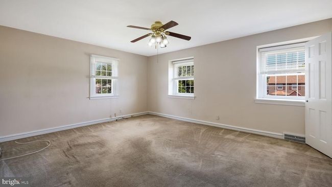 1435 Sunnyhill Ln, House other with 4 bedrooms, 2 bathrooms and null parking in HAVERTOWN PA | Image 18