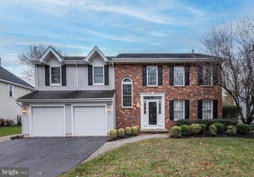 9 Swift Ct, MEDFORD, NJ, 08055-3902 | Card Image