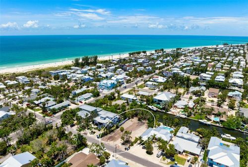 208 Oak Ave, ANNA MARIA, FL, 34216 | Card Image