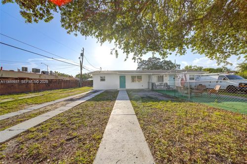 10203-10203 Nw 12th Ave, Miami, FL, 33150-1323 | Card Image