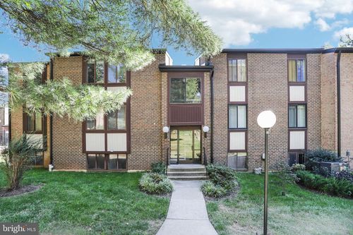 1-9731 Kings Crown Ct, FAIRFAX, VA, 22031-5031 | Card Image