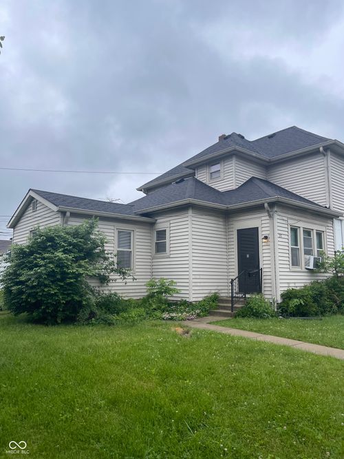 703 W North St, Greenfield, IN, 46140-2034 | Card Image