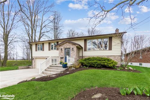 100 George Street N, Harriston, ON, N0G1Z0 | Card Image