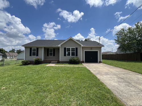 303 Pappy Dr, Oak Grove, KY, 42262-7111 | Card Image