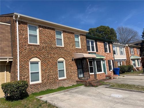 4058 Thomas Jefferson Dr, Virginia Beach, VA, 23452-1913 | Card Image