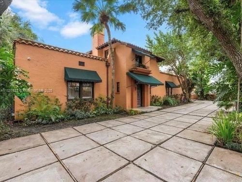 1006 S Greenway Dr, Coral Gables, FL, 33134-4763 | Card Image