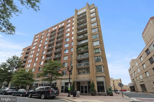 413-1020 N Highland St, ARLINGTON, VA, 22201-2178 | Card Image