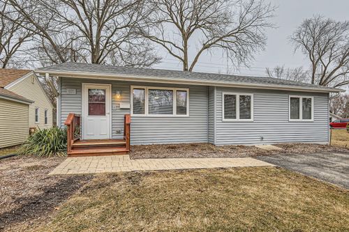 601 Oakwood Dr, Geneva, IL, 60134-1527 | Card Image