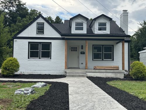 2033 Greenwood Ave, Nashville, TN, 37206-1757 | Card Image