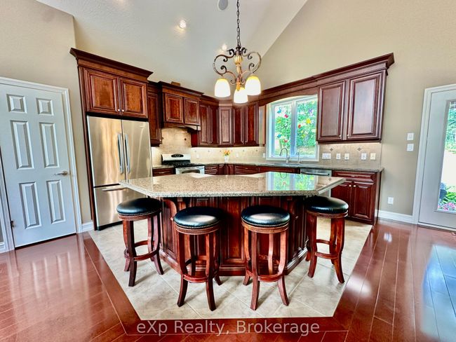 410 Lake Rosalind Rd 4, House other with 3 bedrooms, 3 bathrooms and 10 parking in Hanover ON | Image 8