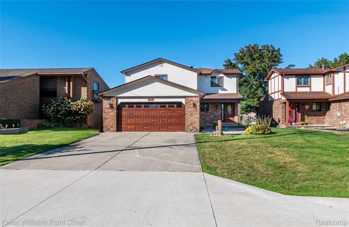 41541 Belvidere St, Harrison Twp, MI, 48045-1407 | Card Image