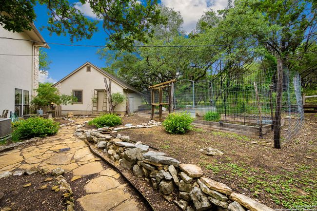 7 Mcinnis Ct, House other with 3 bedrooms, 3 bathrooms and null parking in Bulverde TX | Image 27