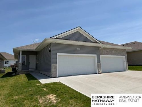 8213 S 178th St, Omaha, NE, 68136-2020 | Card Image