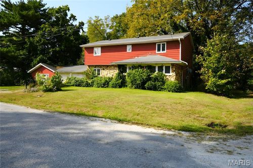 700 Rose St, Benld, IL, 62009-1557 | Card Image