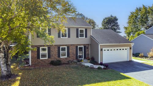 1533 Banbury Ave, St. Charles, IL, 60174-4453 | Card Image