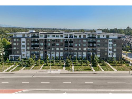 401-13623 81a Avenue, Surrey, BC, V3W3N7 | Card Image