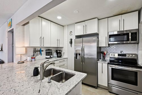 720 West St, Jacksonville, FL, 32204-3435 | Card Image