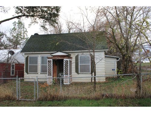 360 W College St, Athena, OR, 97813-6028 | Card Image