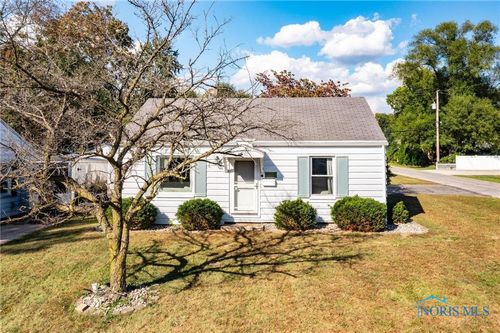 5202 Arbor Way, Sylvania, OH, 43560-2530 | Card Image