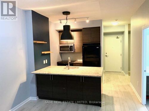 1303-70 Forest Manor Road, Toronto (Henry Farm), ON, M2J0A9 | Card Image