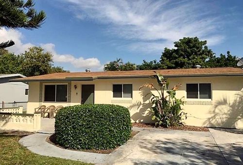 2811 Nw 8th St, Pompano Beach, FL, 33069-2138 | Card Image