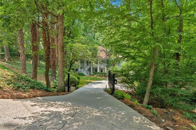 400 Old Ivy Rd Ne, House other with 6 bedrooms, 6 bathrooms and 3 parking in Atlanta GA | Image 7