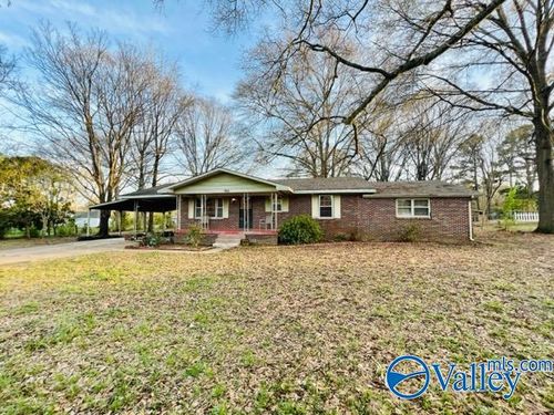 142 Hamaker St Sw, Decatur, AL, 35603-4809 | Card Image
