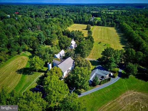 5382 Wismer Rd, PIPERSVILLE, PA, 18947-1424 | Card Image