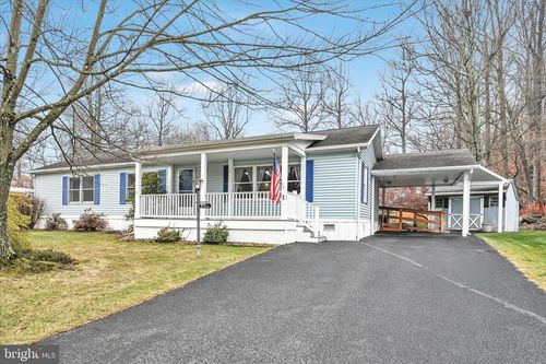 64 Maple Ave, MANHEIM, PA, 17545-8928 | Card Image