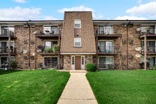 apt-106-9819 Nottingham Ave, Chicago Ridge, IL, 60415-1028 | Card Image