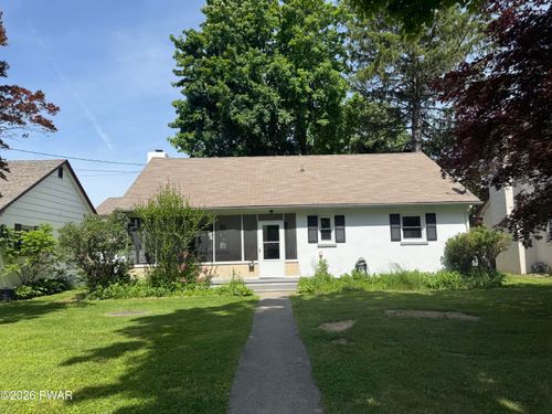 2 Dervend Circle, Matamoras, PA, 18336 | Card Image