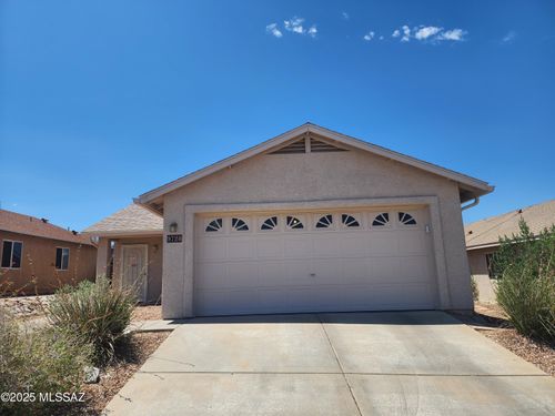 9728 E Vendela St, Tucson, AZ, 85748-8189 | Card Image