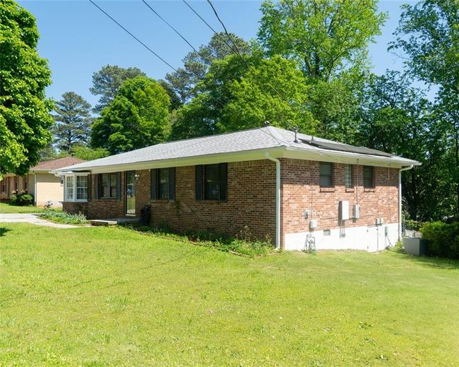 724 Camelot Way, House other with 3 bedrooms, 2 bathrooms and null parking in Norcross GA | Image 20