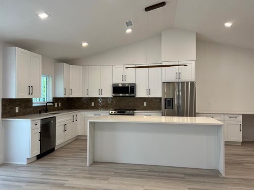 a-b-1402 Ne 34th Street, Oakland Park, FL, 33334 | Card Image