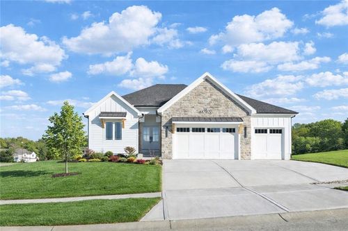 1836 Green Meadow Dr, Liberty, MO, 64068-7177 | Card Image