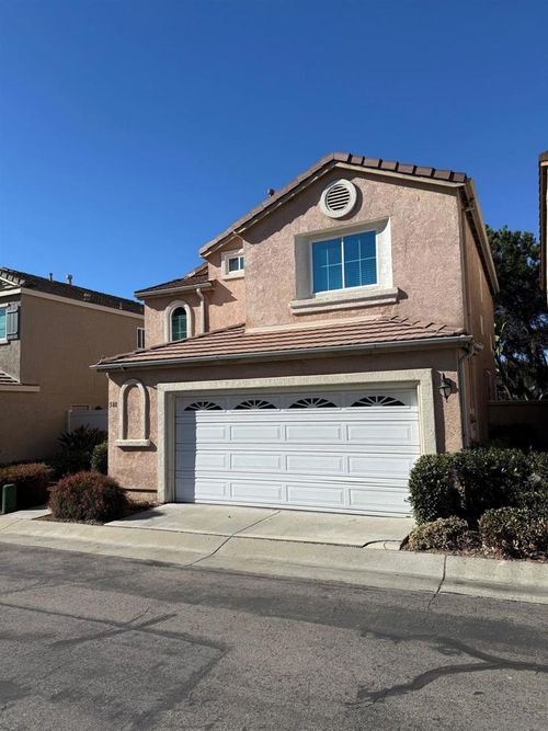 588 Summerholly Dr, San Marcos, CA, 92078-7927 | Card Image