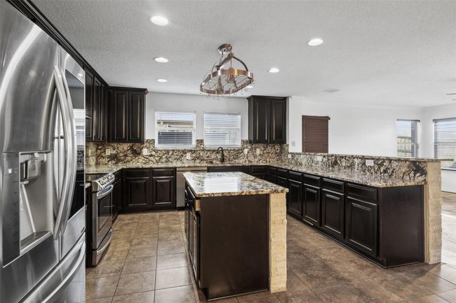 14849 Ledgeview Ct, House other with 5 bedrooms, 3 bathrooms and 2 parking in Balch Springs TX | Image 9