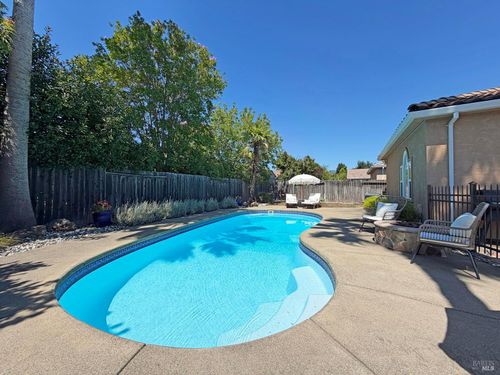 468 Briarwood Drive, Ukiah, CA, 95482 | Card Image