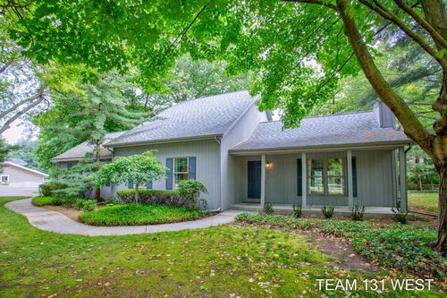 2085 S South Shore Drive, Park Township, MI, 49423 | Card Image