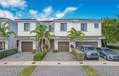 --10835 Sw 235th Ln, Homestead, FL, 33032-6318 | Card Image