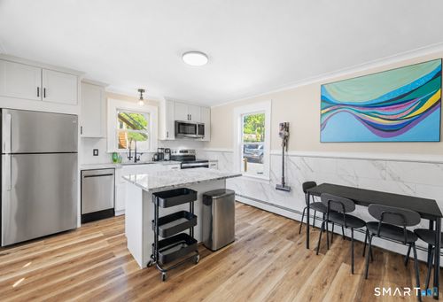 e-3 Pearl St, Groton, CT, 06340-5730 | Card Image